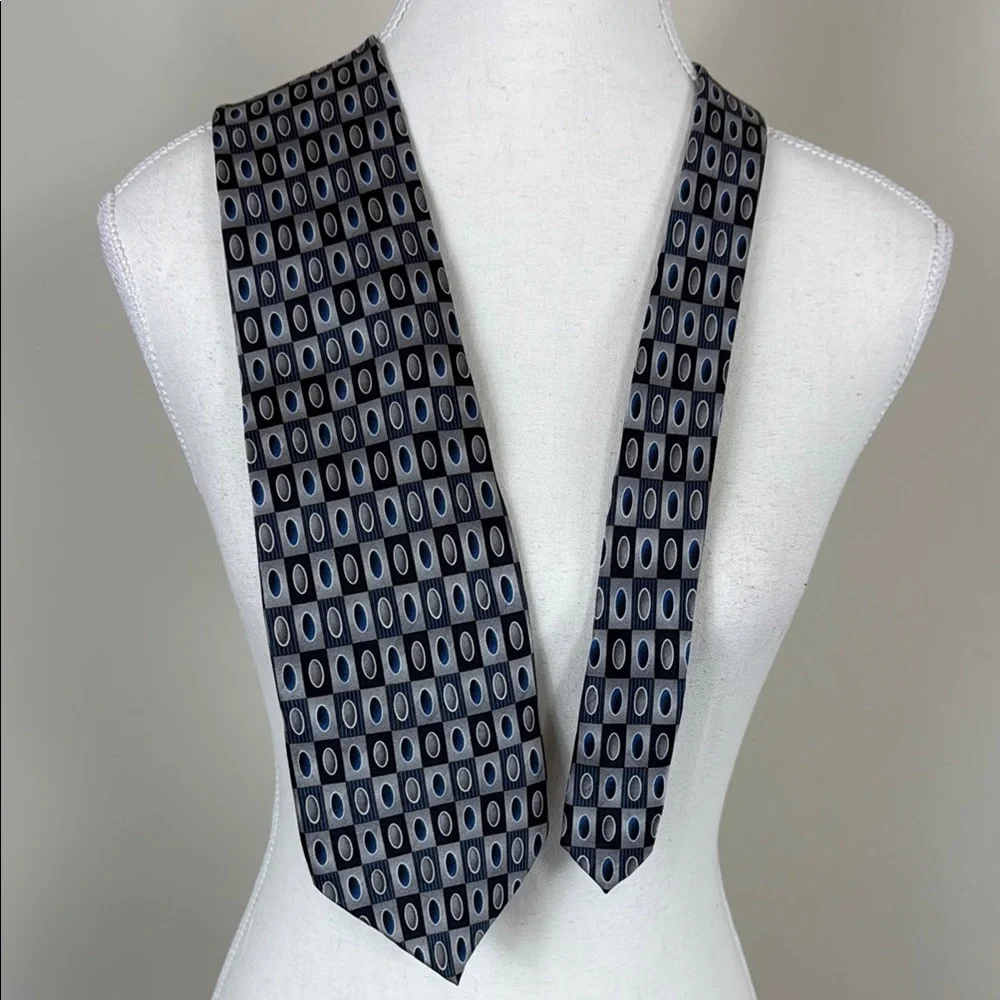 Pierre Cardin 100% Silk Men’s Neck Tie